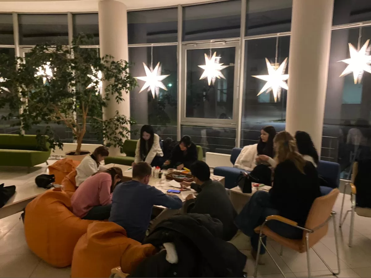 Decorating postcards