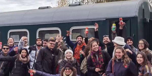 Erasmus students arriving at the trainstation of Velingrad