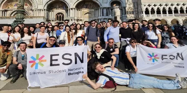 ESN Bologna & ESN Venezia group picture