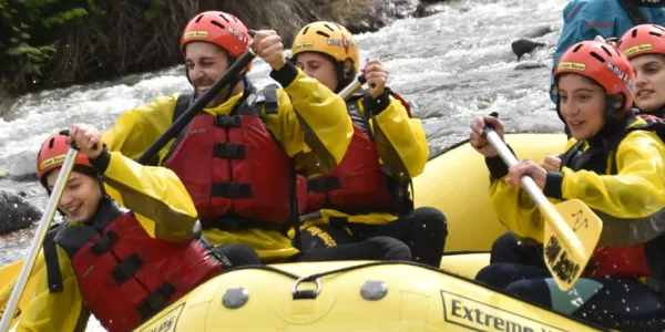 Some of our erasmus students with our volunteers during rafting