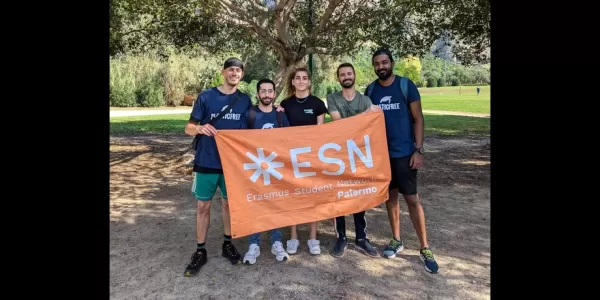 ESN volunteers with Erasmus students