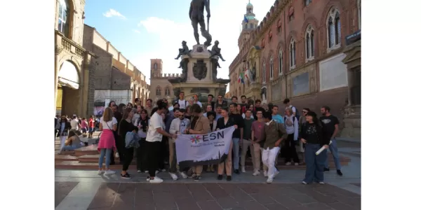 Photo of Group in front of Fontana del Nettuno