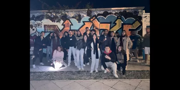 group photo city challenge