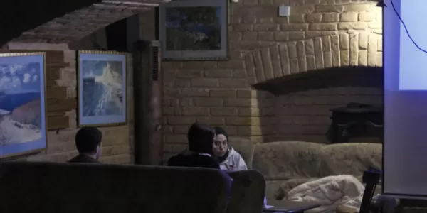 People waiting for Pop quiz