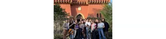 erasmus students in front of the main palace