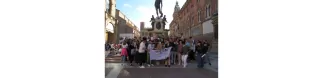 Photo of Group in front of Fontana del Nettuno