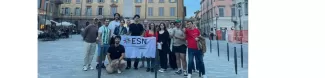 Group Picture with the flag